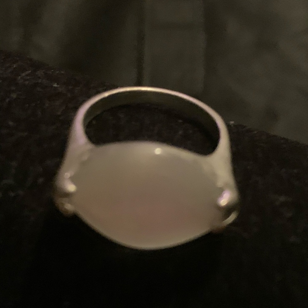 Ring - Picture 3 of 4
